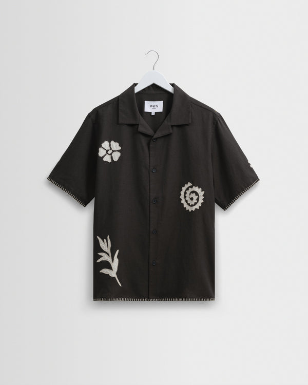 wax london men's Didcot - Black Doodle Applique Short-Sleeve Shirt