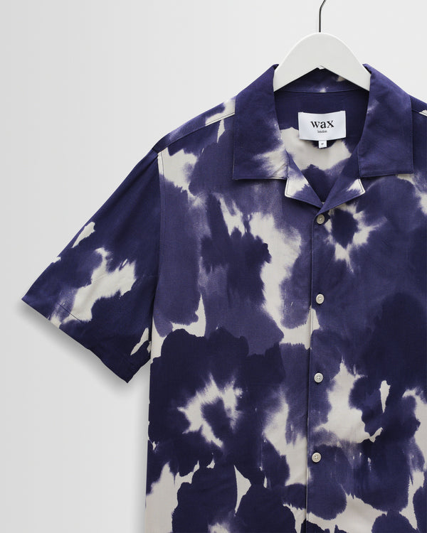 wax london men's Didcot - Blue And White Floral Viscose Short-Sleeve Shirt