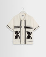 wax london men's Didcot - Ecru And Black Border Applique Short-Sleeve Shirt