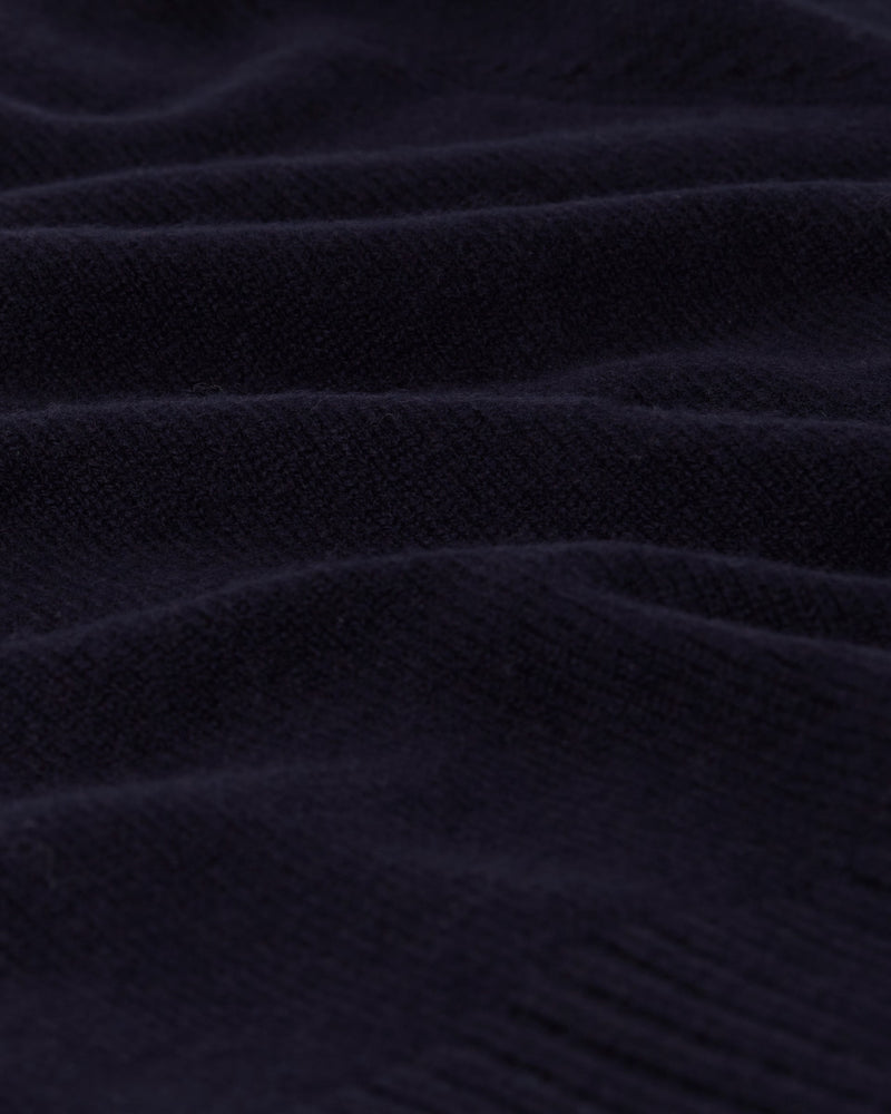 Schill Cardigan Navy Logo